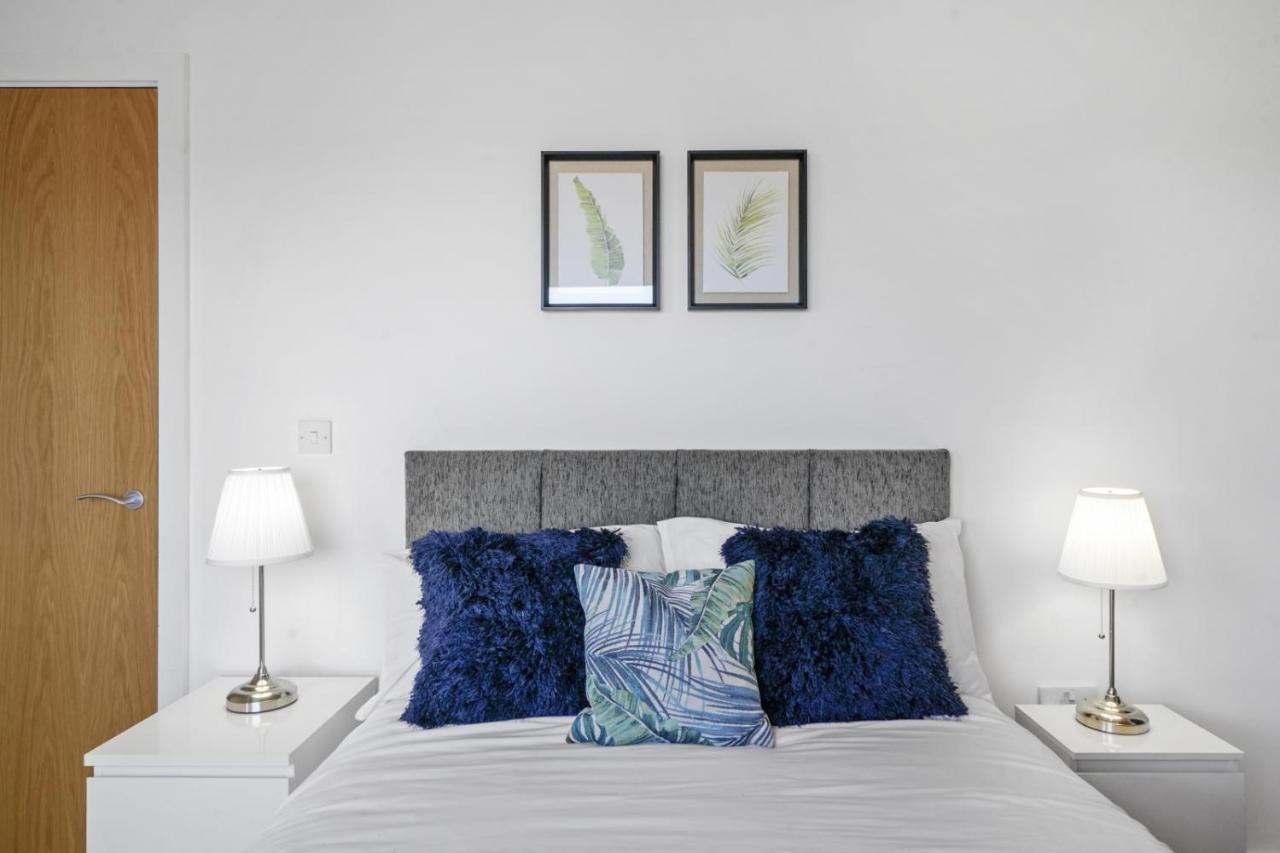 Stunning City Centre Penthouse - Sleeps 10 - Parking Манчестер Экстерьер фото