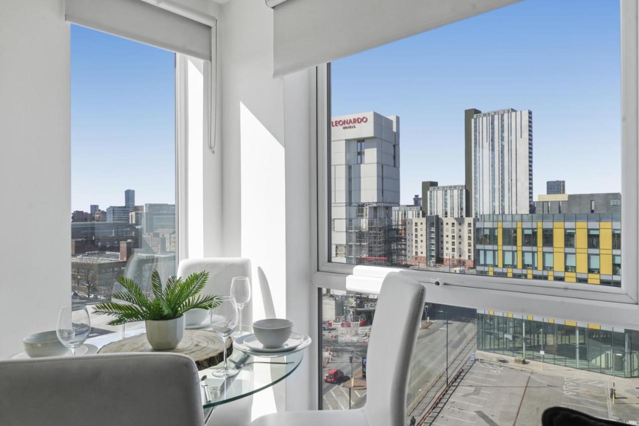 Stunning City Centre Penthouse - Sleeps 10 - Parking Манчестер Экстерьер фото